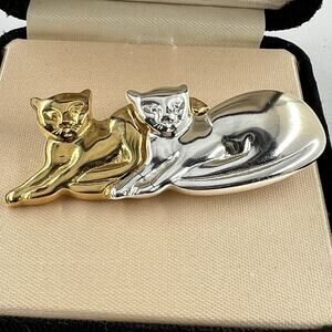 Cuddling Cats Brooch Silver And Gold Tone Pin Vintage Feline Lioness Animal